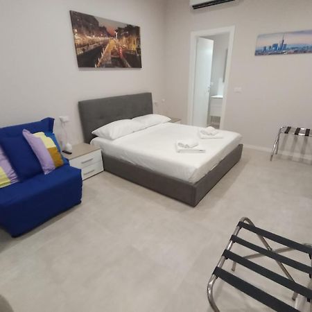 Gambara Metro Apartment Milano Ngoại thất bức ảnh